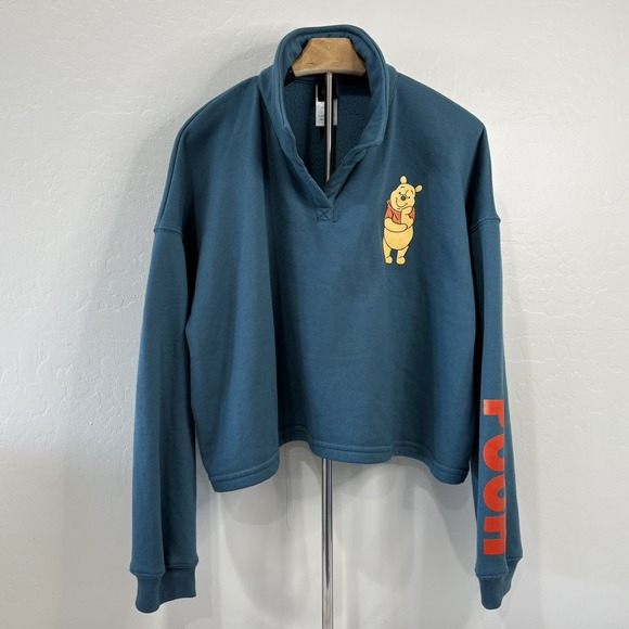 Winnie The Pooh Sweatshirt‎ Pullover Cropped Teal Disney Loose Fit Size Medium - Picture 1 of 10